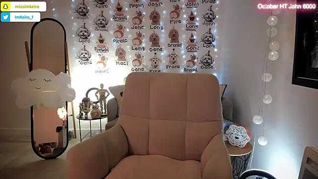 ImKeira - Topless dance