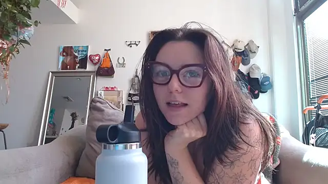 LilBongo1 - Makeout Naked
