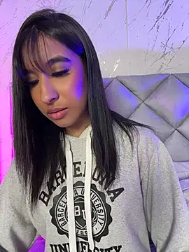 Naomi_Silk - PLAY FINGERS IN THE SHOWE