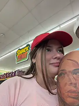 BARBIEsexyCOUPLE - Naked outside 💗bj😈