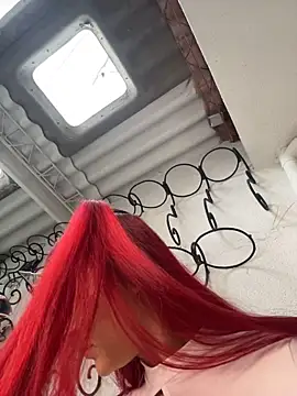 Valery-elitee - Oil or cream on my Tits 💧🍒