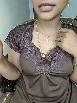 Tamil__Thara003