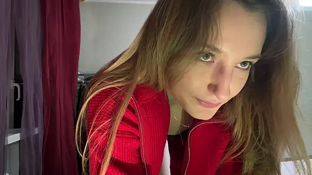 AvelinaSchepp - Suck finger + bite + close cam