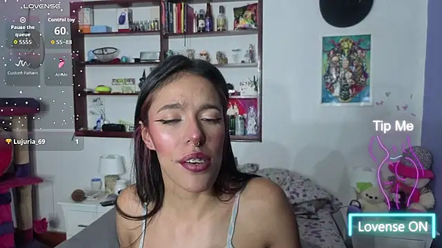 Stephania_t - Ride dildo x6 min