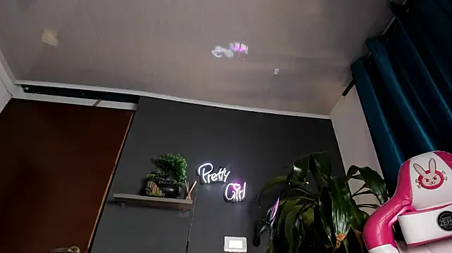 Emilyjhonson_01 - Squirt in you dick 🤤💦
