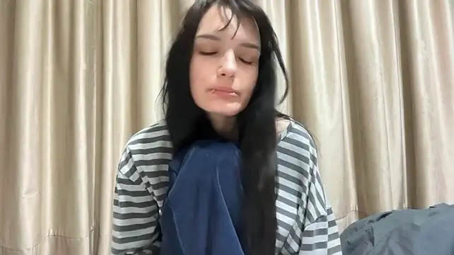 SebrinaMontelle - masturbating video in pm