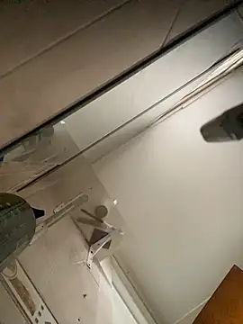 Alicev_kitty - inside dildo ´pussy