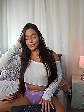 Amara_Black - spank x 5