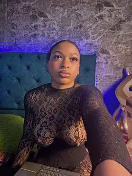 Melany_Williams - NAKED SHOW AND OIL IN MY BODY