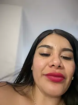 Issane_Peru - Fuck my tits and blow Job