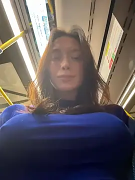 CityLynx - show and spread my pussy
