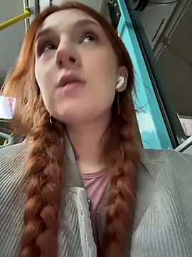 Katexxxx - shake ass in panties on public toilet 🍑
