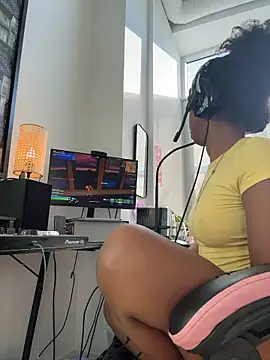 Your_Paris - LUSH ON CLIT 4 MINS UNDER SHORT