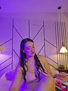 ChloeRem - Naked me+ Oil Body+ rub clit
