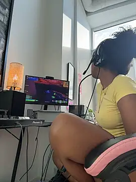 Your_Paris - LUSH ON CLIT 4 MINS UNDER SHORT