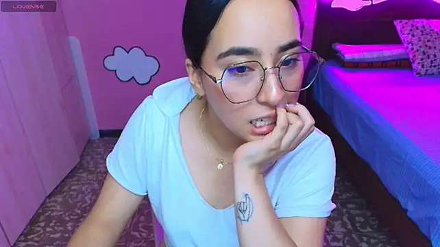 Sofii_martinez - Show pussy