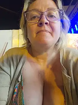 Lady_charlyne - Doigts chattes