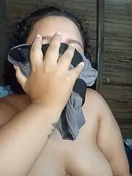 Lily_Sweet24 - Dildo in vagina for 3 minutes