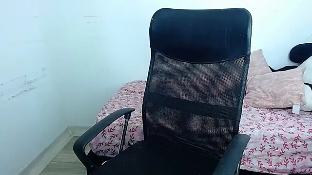 Liza_angelis - show my tits full of slime and milk