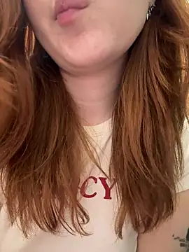 Freaky__Nikki - flash my naked nipples + spit on them