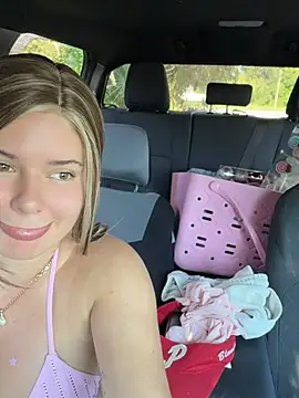 BARBIEsexyCOUPLE - Naked outside 💗bj😈