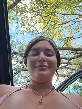 BARBIEsexyCOUPLE - Naked outside 💗bj😈