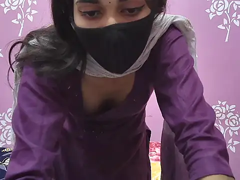 Shanaya-xo - Cream on boobs pinch nipspels
