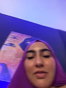 Malika_Noor - See asshole in doggy