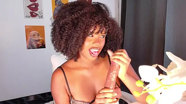Kehlannis_ - show pussy + rub clit
