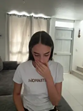 Laureen___ - Vibrate this pussy