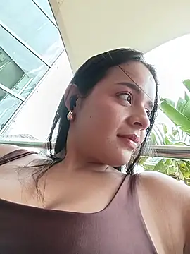 Julieth_hot-69 - Dildo in pussy in a store's dressing roo