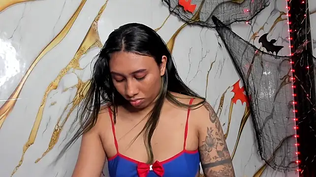 Sexy_brunette_12 - off top