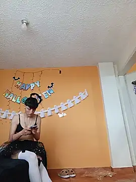 Angelaluxx - Tener sexo con mi amiga