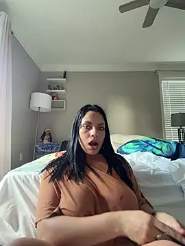 Naughty_Bianca - Dildo in pussy + suck 🔥