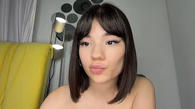Barbie_Aria - Suck and lick my nipples