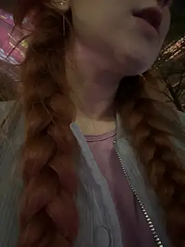 Katexxxx - spread wet pussy close up 💦