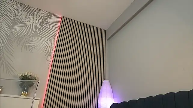 ZaraFuckDoll - 💦Take my toy control for 10 min💦