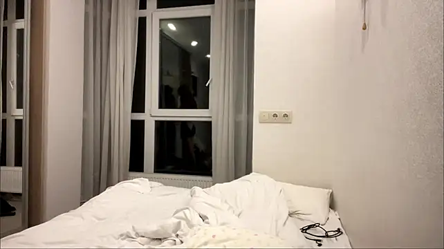 Mollyrealay - sexy tease u with ass
