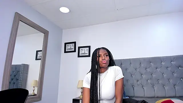 Ellysrose - - Spanks ass ❤️