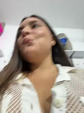 Sofiafantasy - show pussy+ massage+ 1 min link control