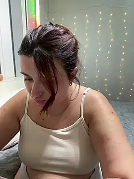 AureTease - Lovense 4K Webcam 2