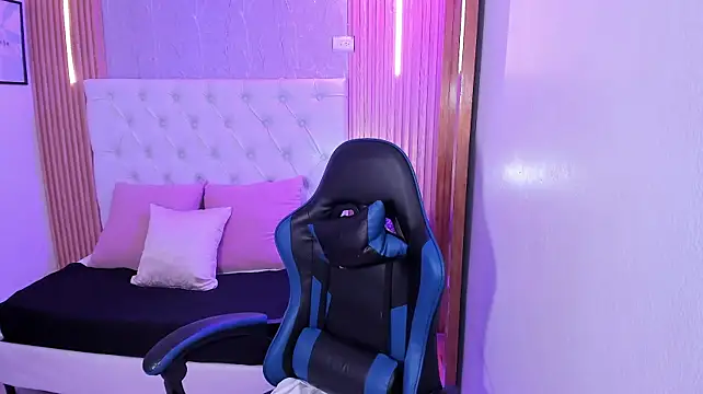 Luna_bloomm_ - Spanks Ass x 10