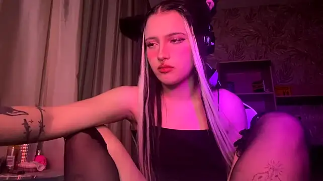 SharikaBabecki - Spank ass 3 time
