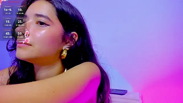 Ivy_petit - oil on my boobs 🥵