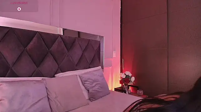 Evelyn__16 - Play with my pussy 🍓🥵