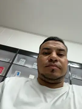 Patricio_02 - HARD PENIS IN PUBLIC
