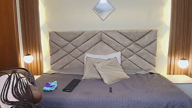 Raquel_jones