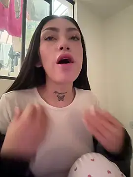 Bonny_Eva - 1 video hot to the last tip 😈🩷