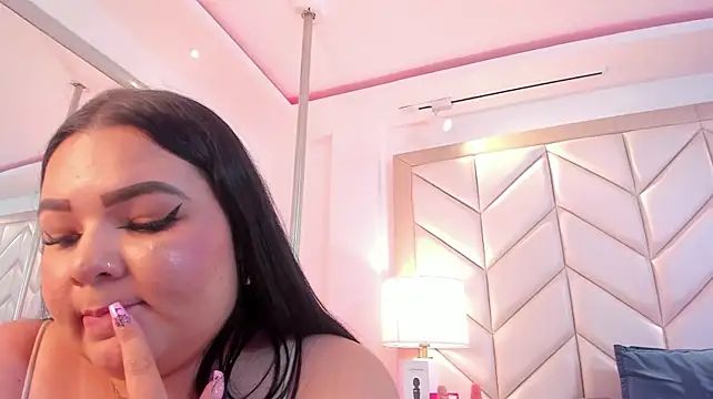 KatyaPittman - ANAL MY GLASS DILDO 5MIN