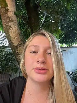 Aurora_coldd - Take pans off and squirt